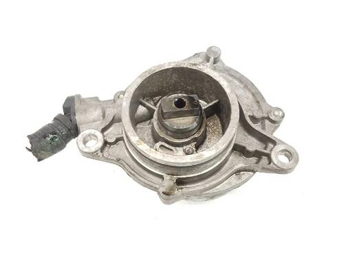 Used Vacuum pump BMW X5 (E70) 3.0 d (235 hp) 7204959