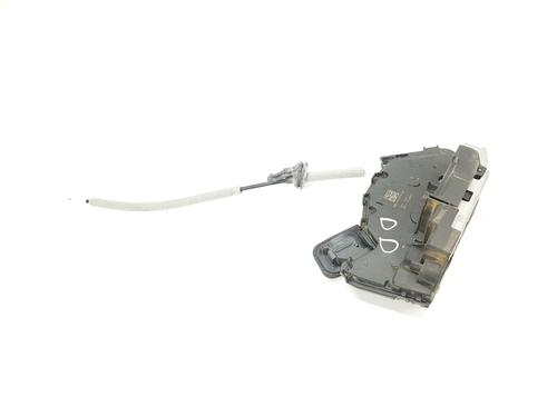 front-right-lock-skoda-karoq-nu7-nd7-2017-38936061 main image