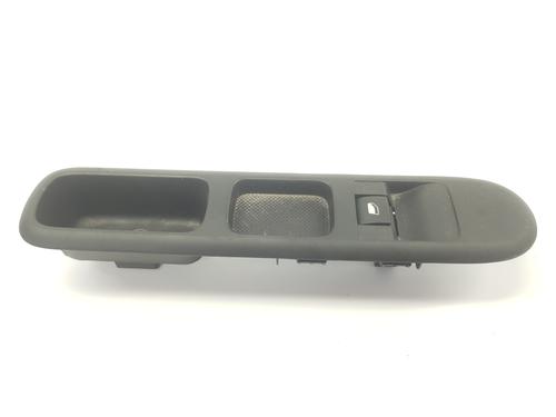 Used Right front window switch PEUGEOT 5008 (0U_, 0E_) 1.2 (131 hp) 13631180
