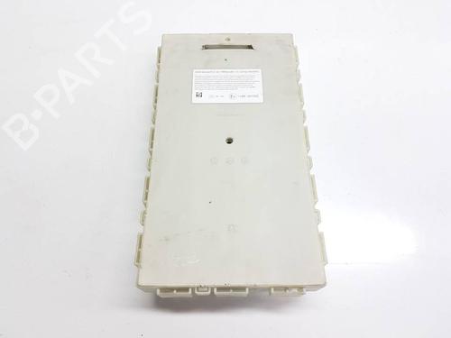 Used Fuse box Fuse box 38952030 38952030