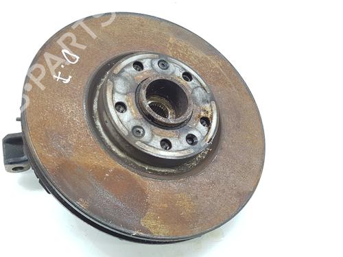 Used Left front steering knuckle PEUGEOT 3008 II SUV (MC_, MR_, MJ_, M4_) [2016-2026]  32216116