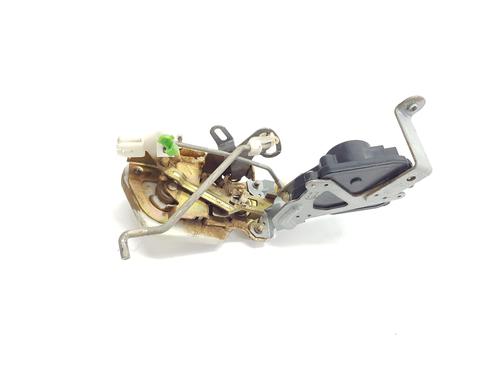 Used Tailgate lock MITSUBISHI PAJERO III (V7_W, V6_W) 3.2 Di-D (V68W, V78W) (165 hp) 28951771