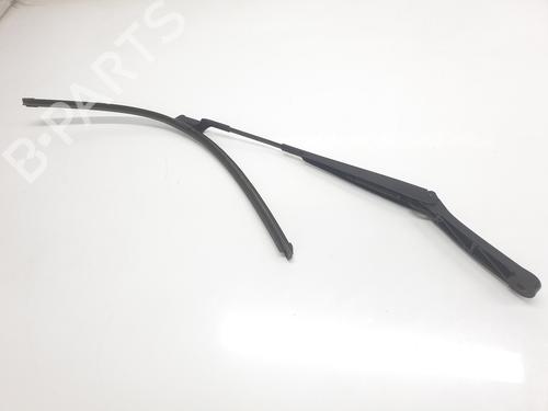 Used Front windshield wiper arm SEAT ATECA (KH7, KHP) [2016-2025]  29179072