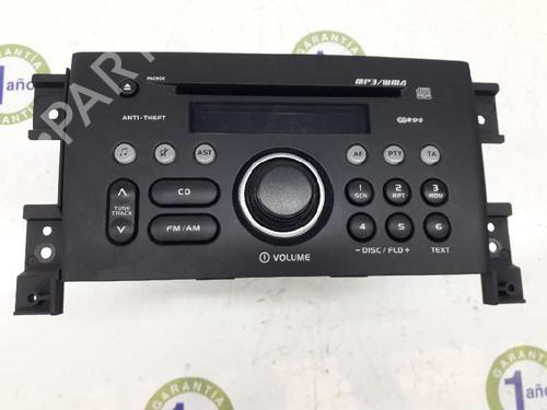 Used Radio SUZUKI GRAND VITARA II (JT, TE, TD) 1.9 DDiS All-wheel Drive (JT419, TD44, JB419WD, JB419XD,... (129 hp) 4465104