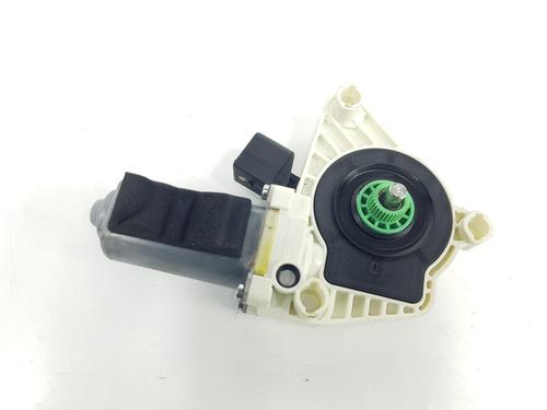 Used Right rear window motor MERCEDES-BENZ CLA Coupe (C117) CLA 200 CDI / d (117.308) (136 hp) 11379086