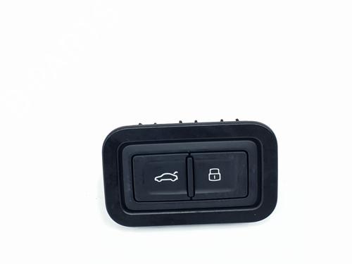 Spak kontakt AUDI A6 C7 (4G2, 4GC) 2.0 TDI (190 hp) 30499718