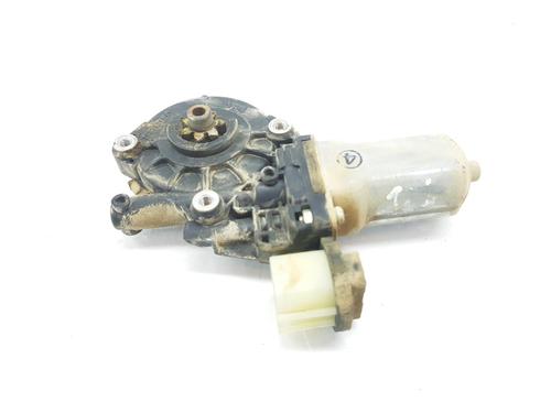 Left rear window motor MITSUBISHI L200 / TRITON (KA_T, KB_T) 2.5 DI-D 4WD (KB4T) | BP15616115E23 