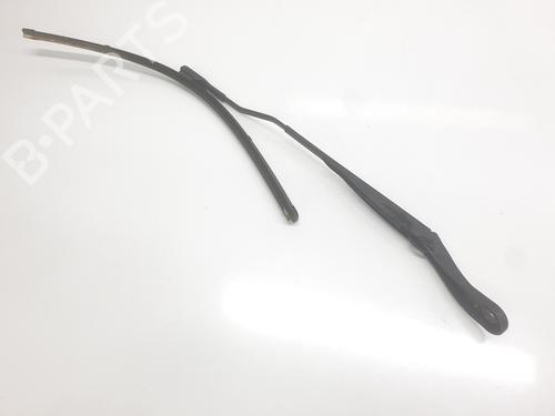 front-windshield-wiper-arm-dacia-sandero-iii-2021-34008871 main image