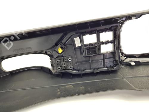 Middle console TOYOTA YARIS (_P13_) 1.5 Hybrid (NHP130_) | BP24662258I22 