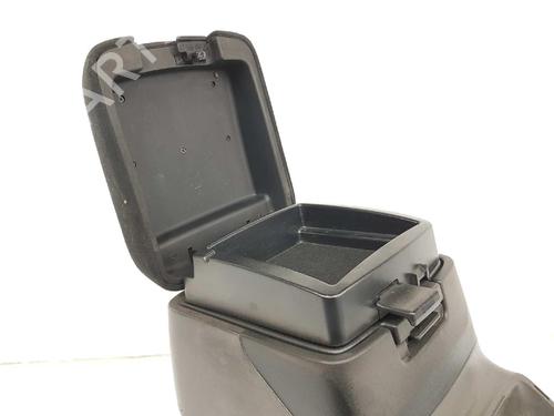 Armrest / Center console MITSUBISHI PAJERO III (V7_W, V6_W) 3.2 Di-D (V68W) | BP7152903I20 