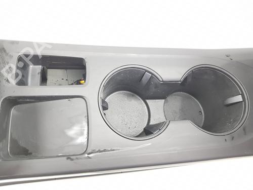 Armrest / Center console RENAULT ARKANA I (LCM_, LDN_) 1.3 TCe 140 (LDN0) | BP35765028I20 - Image 6
