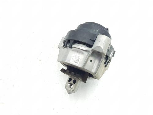 Used Engine mount BMW 5 (G30, F90) 530 e Plug-in-Hybrid (184 hp) 10155380