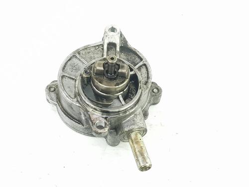 Used Vacuum pump MERCEDES-BENZ C-CLASS (W203) C 220 CDI (203.008) (150 hp) 8598005