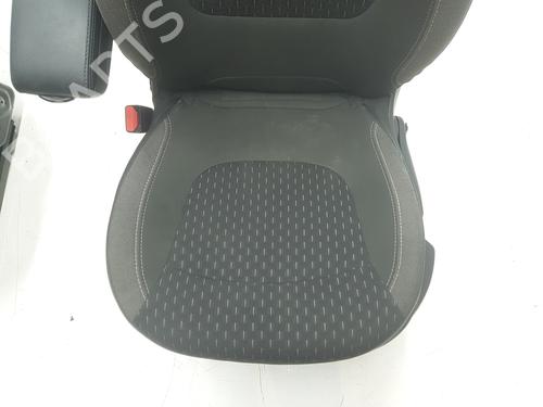 Seats set RENAULT CAPTUR II (HF_) TCe 130 (HFMF) | BP15062232C78 