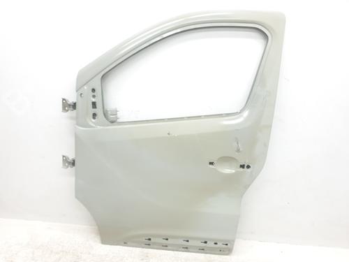 Used Left front door RENAULT TRAFIC III Van (FG_) 1.6 dCi 140 (FGMA, FGMC) (140 hp) 29731766