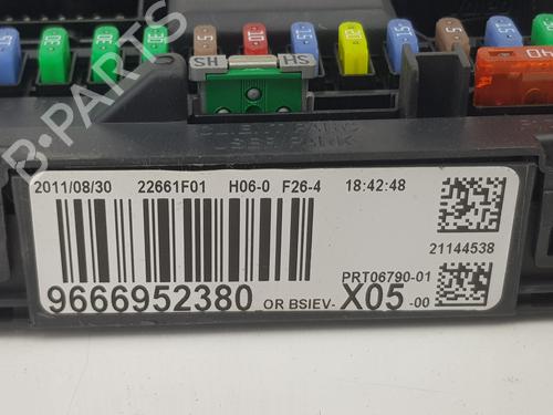 Fuse box CITROËN C3 Picasso (SH_) 1.6 HDI 90 | BP17904830E1 