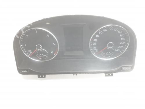 Used Instrument cluster Instrument cluster VW CADDY III Box Body/MPV (2KA, 2KH, 2CA, 2CH) 1.6 TDI (75 hp) 34718737 34718737