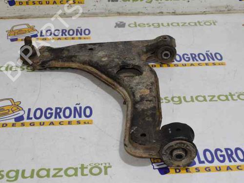 Used Right front suspension arm OPEL ASTRA H (A04) 1.6 (L48) (105 hp) 769574