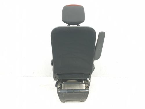 Left front seat RENAULT MASTER III Van (FV) 2.3 dCi 125 RWD (FV0C, FV0D, FV0H, FV0J, FV0A, FV0K) | BP30395629C15
