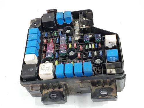Used Fuse box HYUNDAI SANTA FÉ II (CM) 2.2 CRDi GLS (150 hp) 23146820