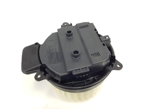 Heater blower motor AUDI A6 C7 (4G2, 4GC) 2.0 TDI | BP30482152M62 