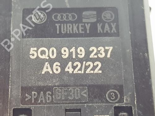 Electronic module SKODA KAROQ (NU7, ND7) 2.0 TDI | BP36020818M83  - Image 5