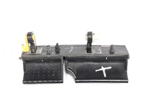 Used Tailgate handle KIA SPORTAGE II (JE_, KM_) 2.0 CRDi 4WD (113 hp) 6316392