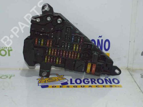Used Fuse box BMW 5 (E60) 530 d (218 hp) 775651