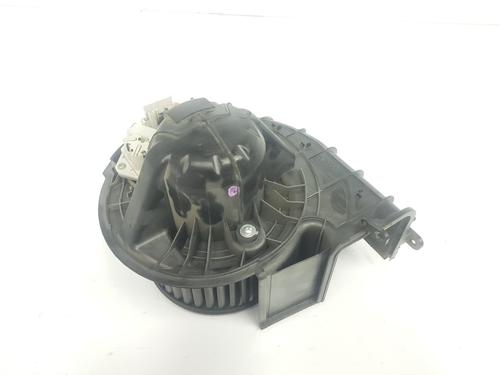 Used Heater blower motor BMW X5 (E70) xDrive 30 d (211 hp) 14089141