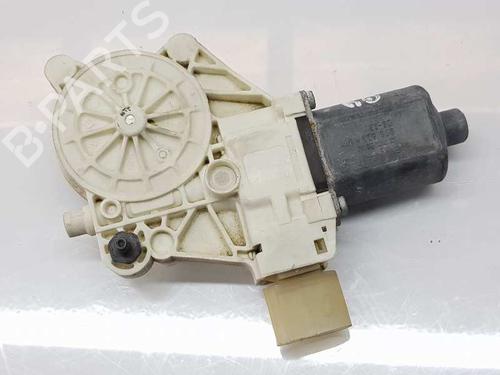 Right front window motor BMW 3 Touring (E91) 318 d | BP3376143E20 