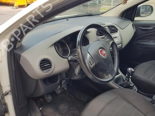 Right front fog light FIAT BRAVO II (198_) 1.6 D Multijet (198AXH1B) | BP30731579C31 