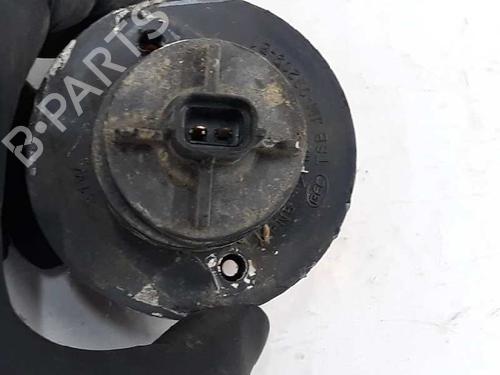 Right taillight LAND ROVER DEFENDER Station Wagon (L316) 2.5 Td5 4x4 (L316) | BP2843358C35 