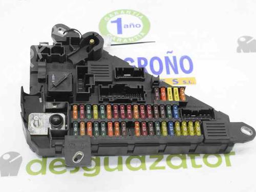 Used Fuse box BMW 5 (E60) 530 xd (231 hp) 3242572