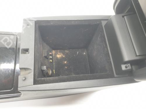 Armrest / Center console INFINITI QX70 30d AWD | BP22388408I20 