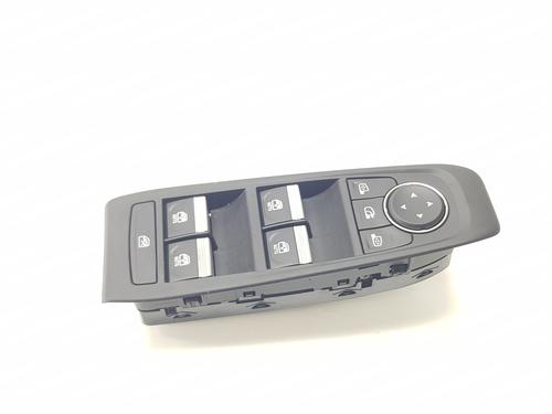 Used Left front window switch RENAULT AUSTRAL [2022-2026]  32672378
