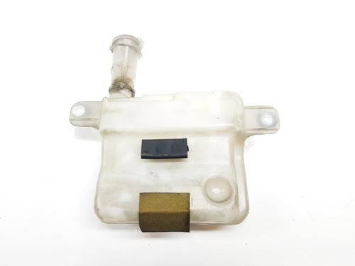 Windscreen washer tank TOYOTA LAND CRUISER 90 (_J9_) 3.0 D-4D 4WD (KDJ90_, KDJ95_, KDJ90W, KDJ95W) | BP17917260C113 