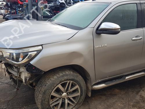 Driveshaft TOYOTA HILUX VIII Platform/Chassis (_N1_)  | BP31343935M37 