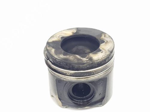 BP30682128O1 main image