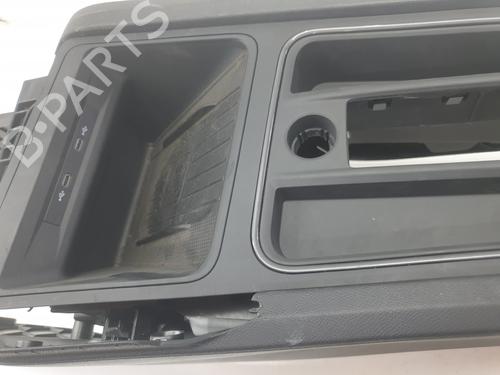 Armrest / Center console CUPRA LEON (KL1, KU1, KUG)  | BP29358597I20 