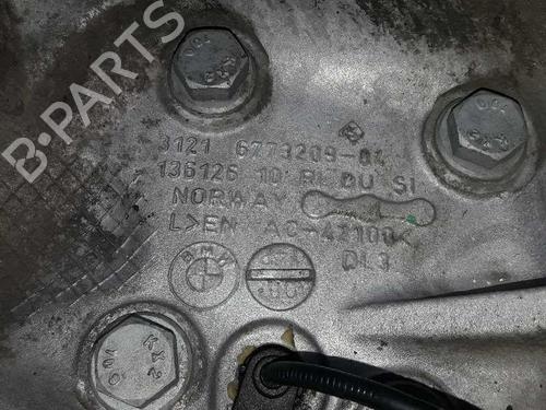 Left front steering knuckle BMW 1 (E87) 118 d | BP3375555M25