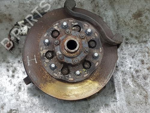 Used Left front steering knuckle NISSAN TERRANO II (R20) 2.7 TDi 4WD (125 hp) 29002504
