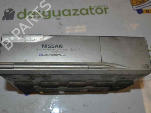 Used Radio NISSAN PATROL GR V Wagon (Y61) 2.8 TD (129 hp) 795644