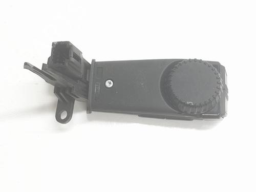 steering-wheel-controls-renault-trafic-iii-van-fg_-2014-36333637 main image