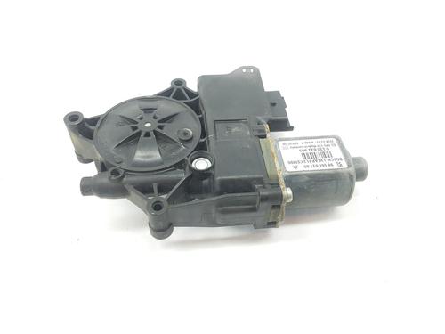 Left front window motor PEUGEOT 208 I (CA_, CC_) 1.2 VTI 82 | BP15244077E21 