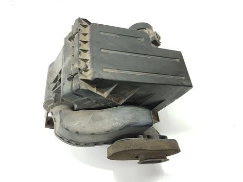 Used Air filter box NISSAN PATHFINDER III (R51) 2.5 dCi 4WD (190 hp) 17199613