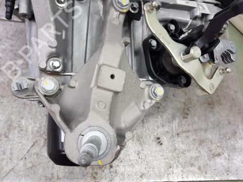 Gearbox DACIA SANDERO III | BP37666270M3 - Image 3