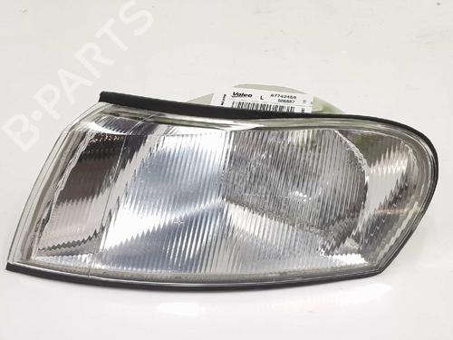 Used Left front indicator OPEL VECTRA B (J96) 1.7 TD (F19) (82 hp) 7239084