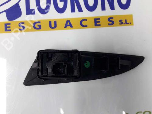 Right rear window switch RENAULT ESPACE V (JR_) 1.6 dCi 130 | BP8688972I28 