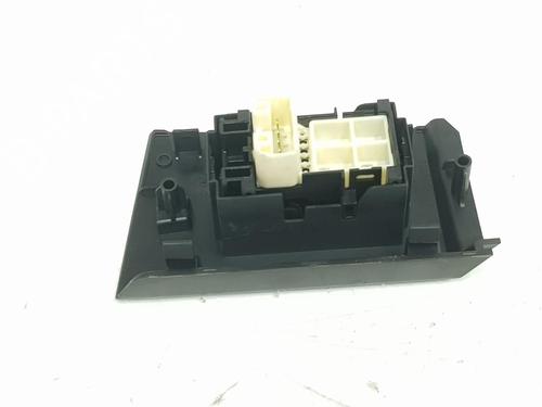 Left rear window switch TOYOTA AURIS Estate (_E18_) 1.8 Hybrid (ZWE186_, ZWE186R, ZWE186H) | BP8411890I29 