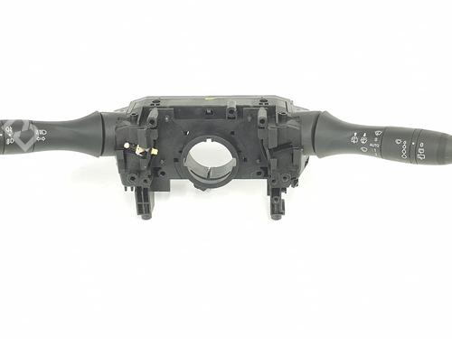 BP32679470O1 main image